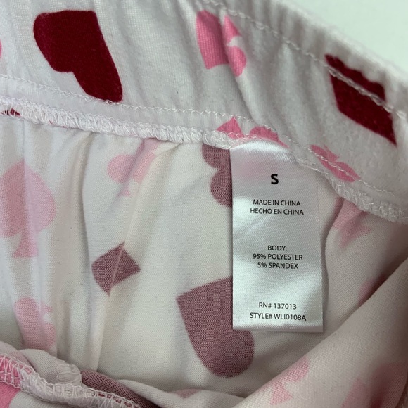 WILDFOX Sz Small Love’s A Gamble Valentine’s Pajamas Shorts Set Sleepwear Casino - Picture 7 of 8